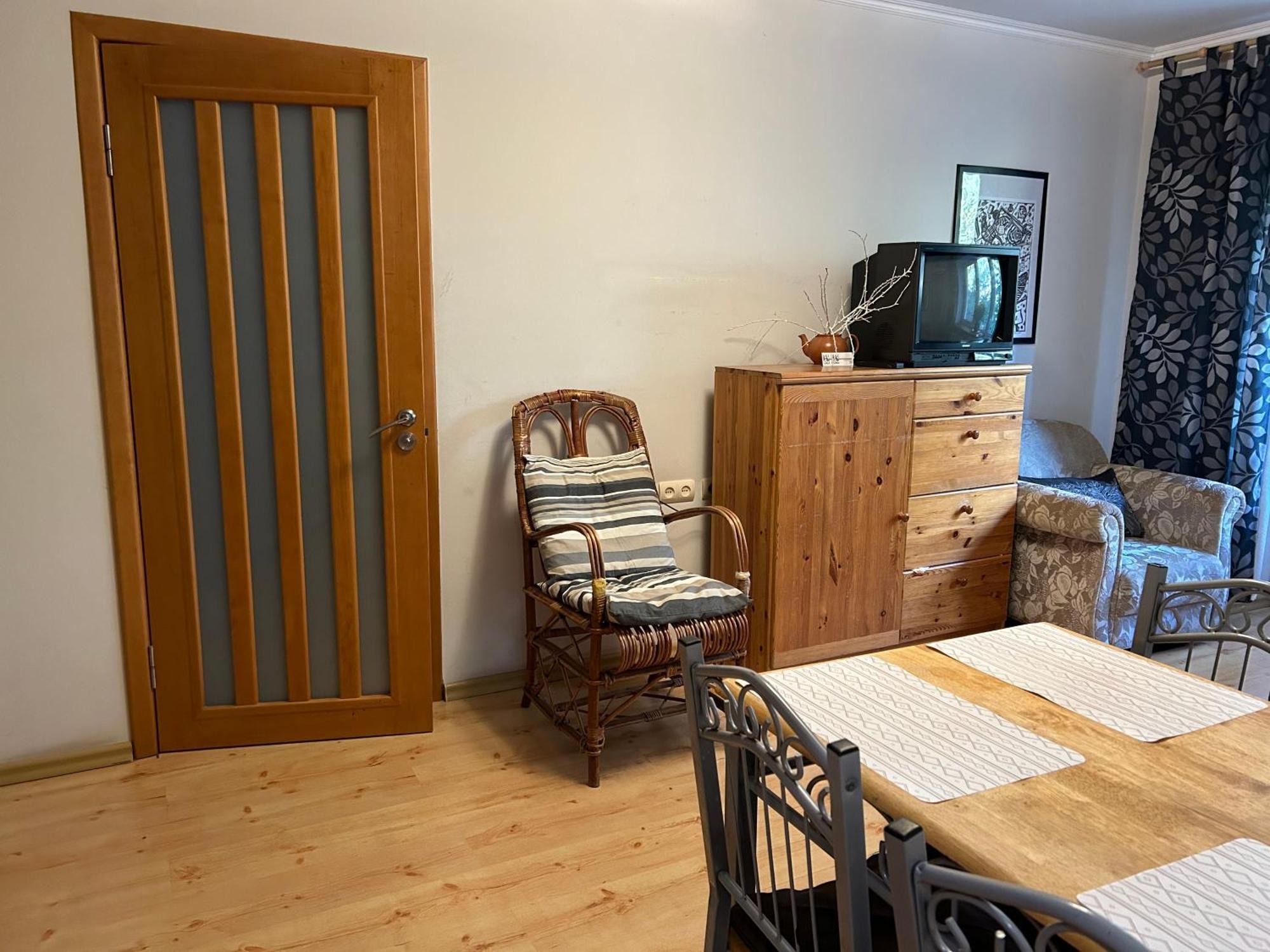 Three Bedroom Stepana Bandery Street Rivne Luaran gambar