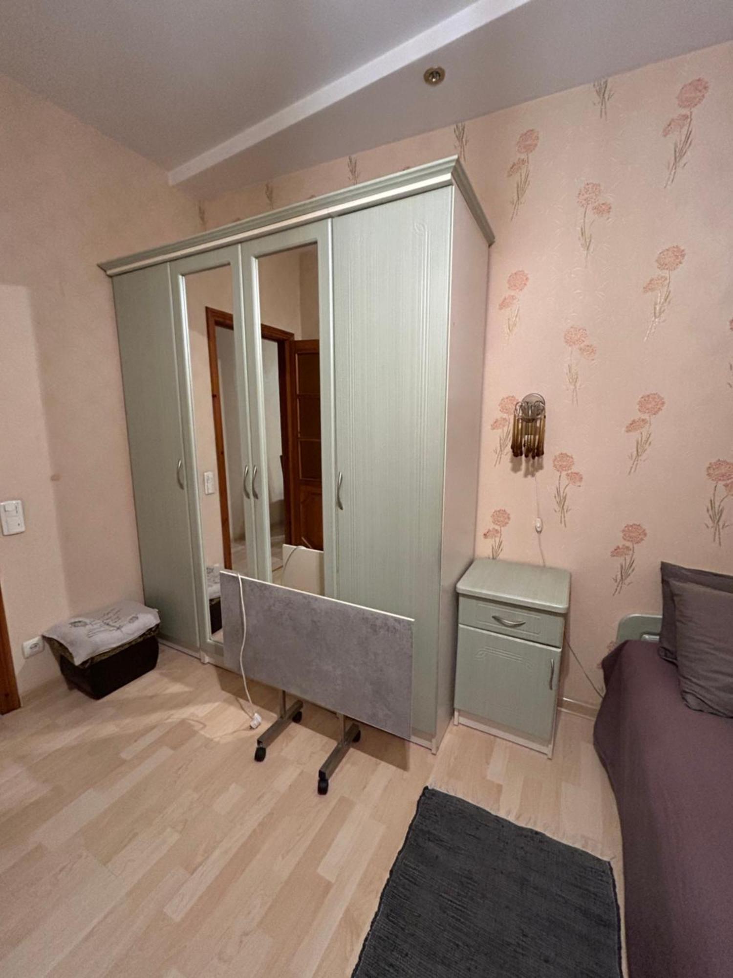 Three Bedroom Stepana Bandery Street Rivne Luaran gambar