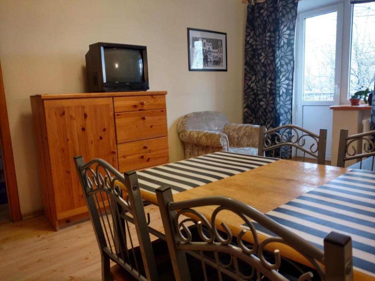 Three Bedroom Stepana Bandery Street Rivne Luaran gambar